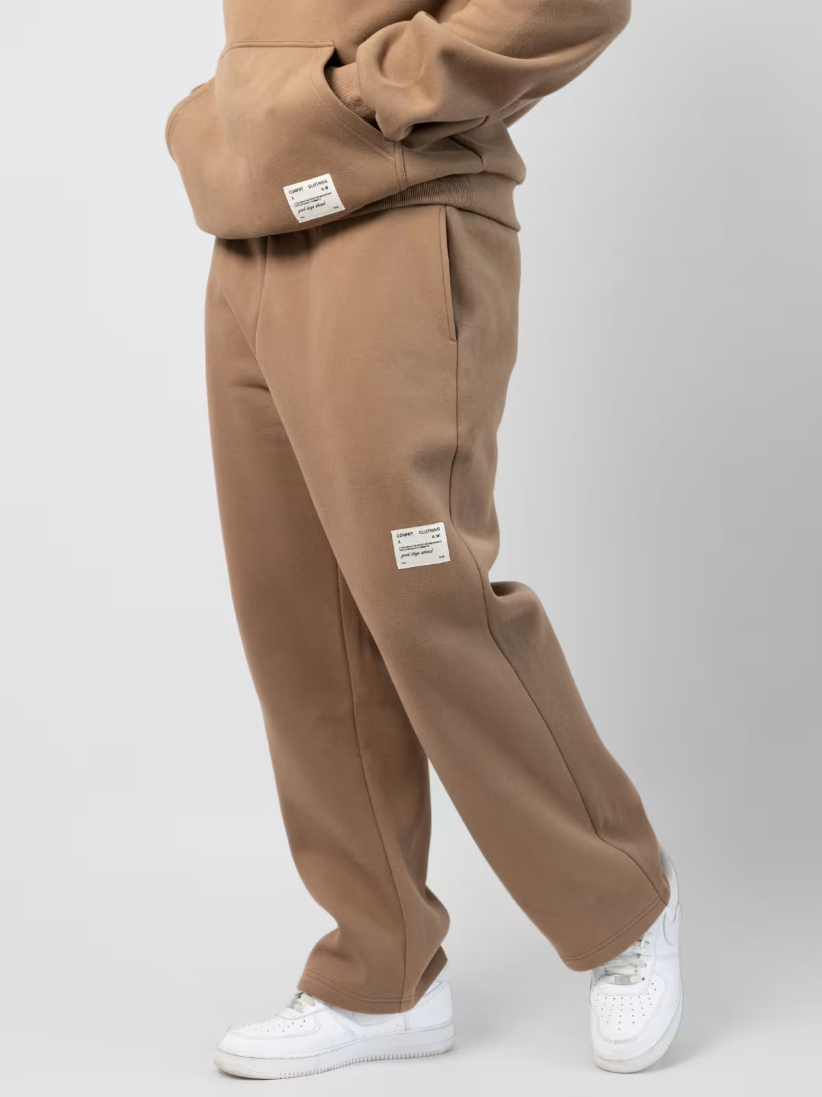 UNMUKT Essential Relaxed Sweatpants